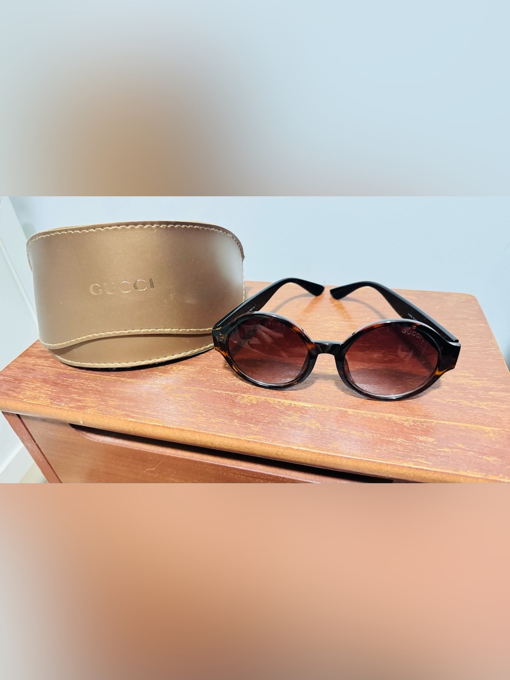 Gucci Tortoiseshell Round Women's Sunglasses with Brown Lenses